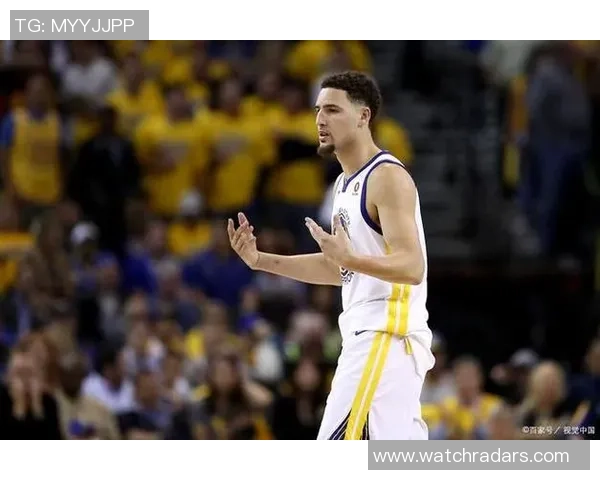 克莱状态低迷赛季首秀手感冰冷全场仅得10分勇士表现引人担忧