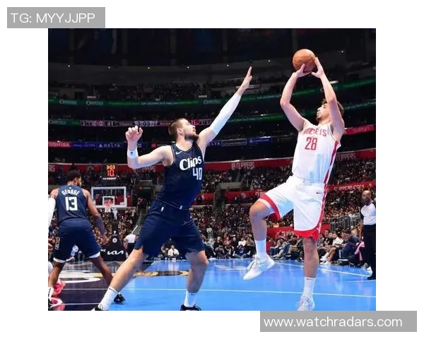 申京三分命中率飙升 已经超越上赛季总进球数表现惊艳